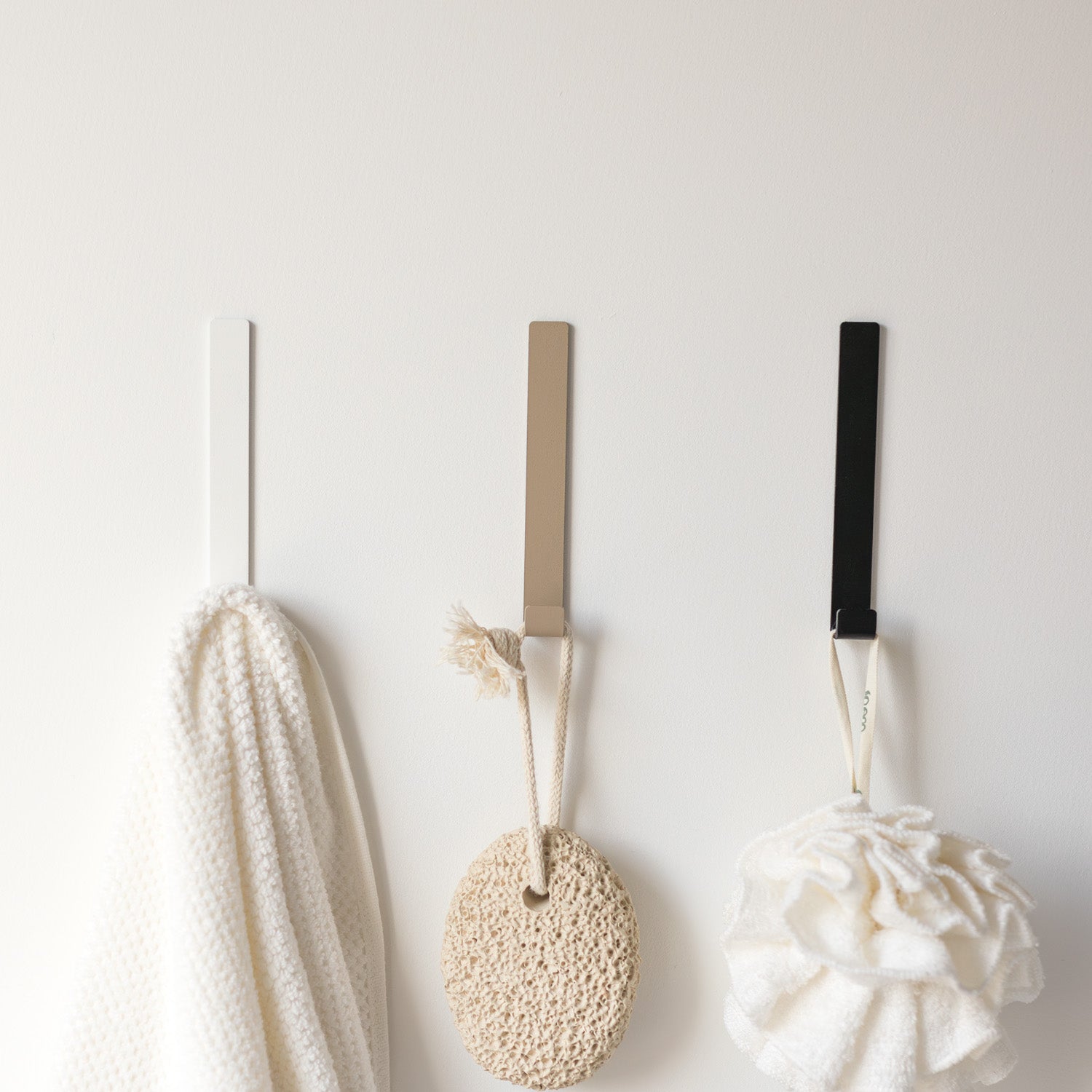Pales - wall hook