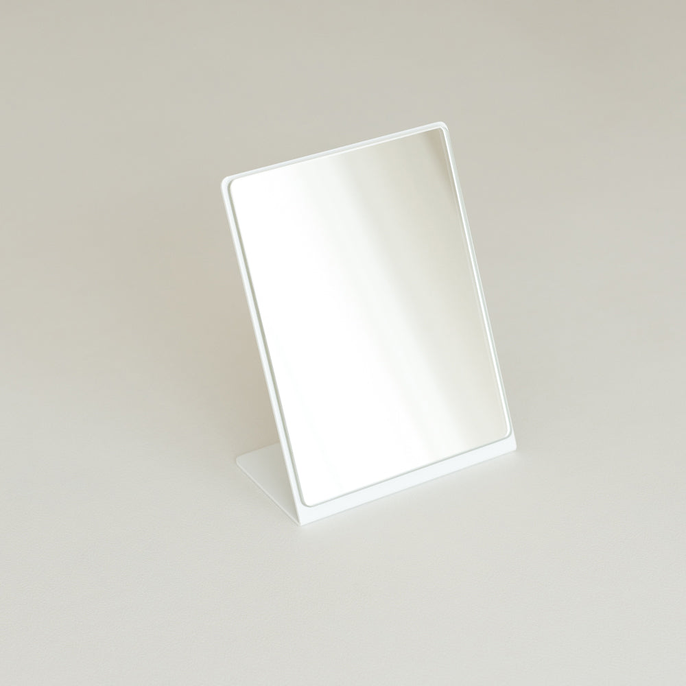 Annea - cosmetic mirror