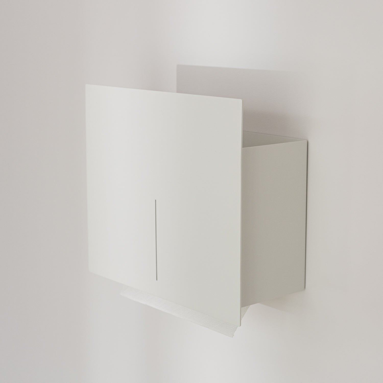Pandora - paper towel dispenser