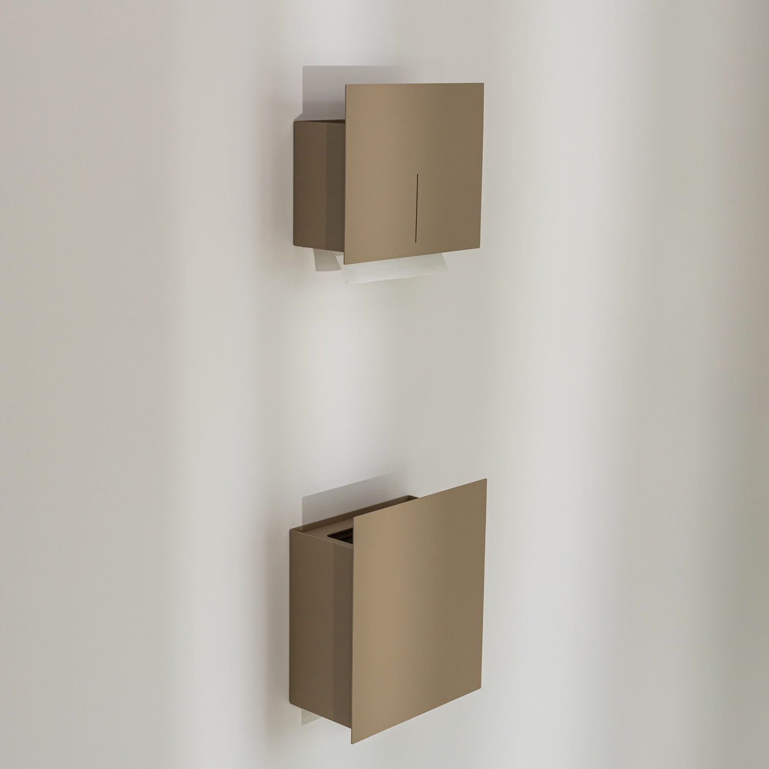 Binnea – Wall-Mounted Bin