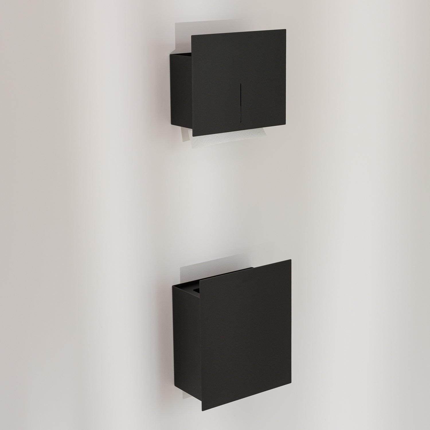Binnea – Wall-Mounted Bin