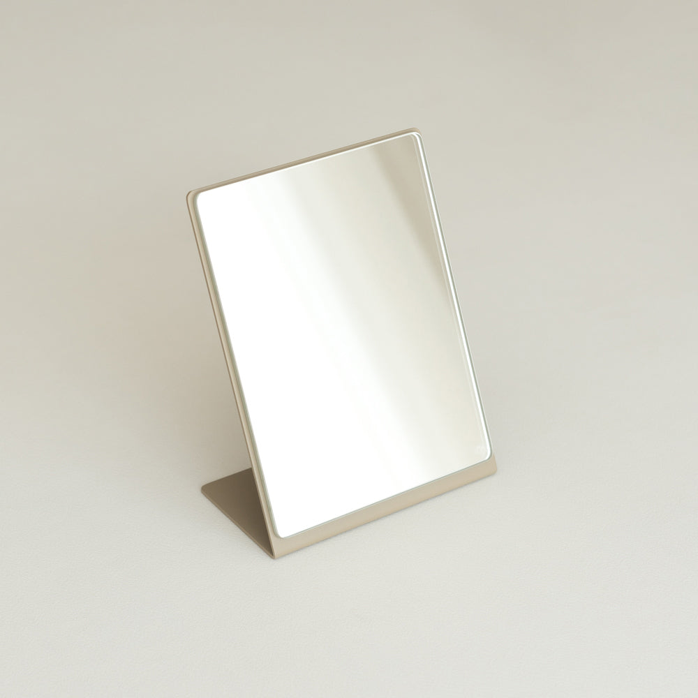 Annea - cosmetic mirror