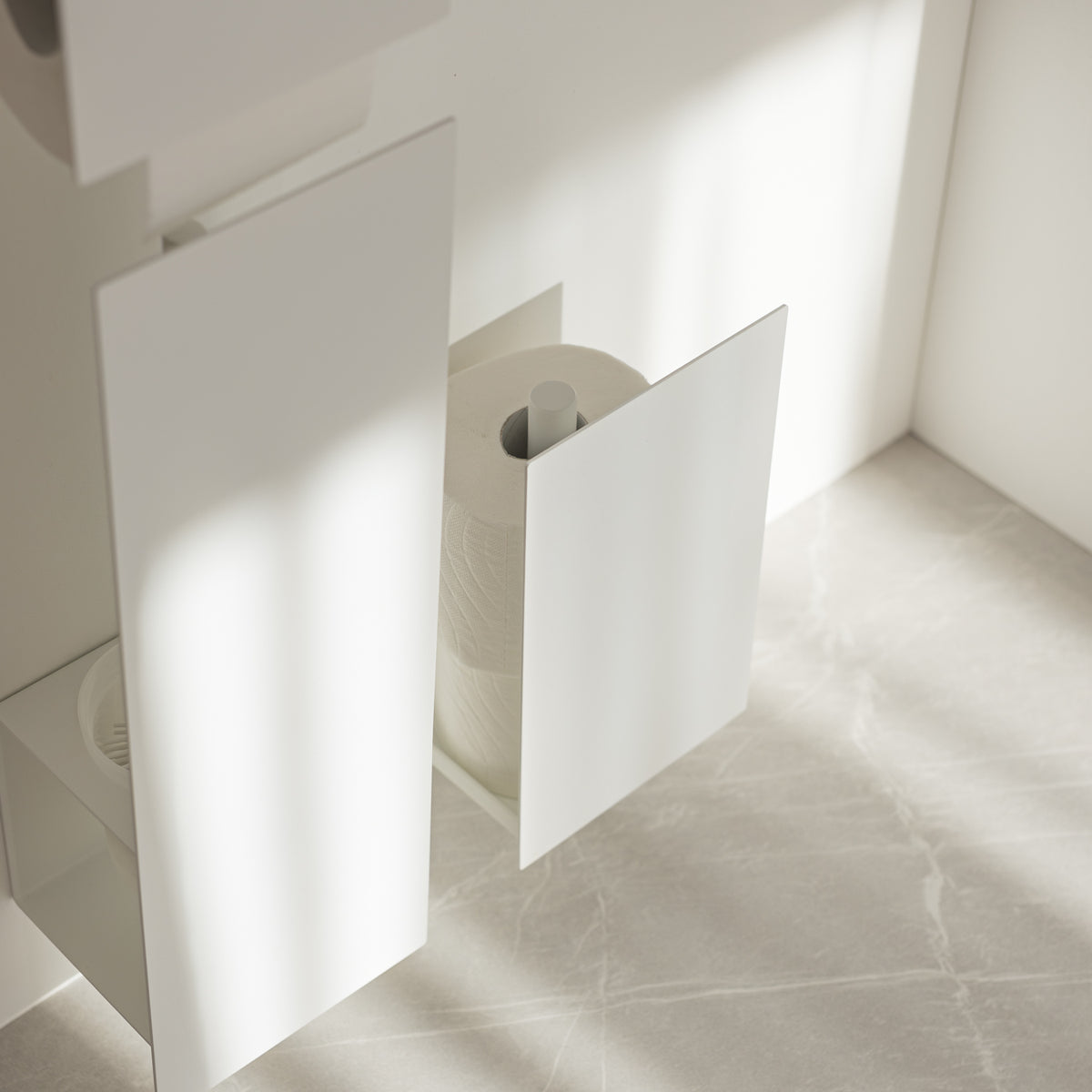 Diana - spare toilet roll holder